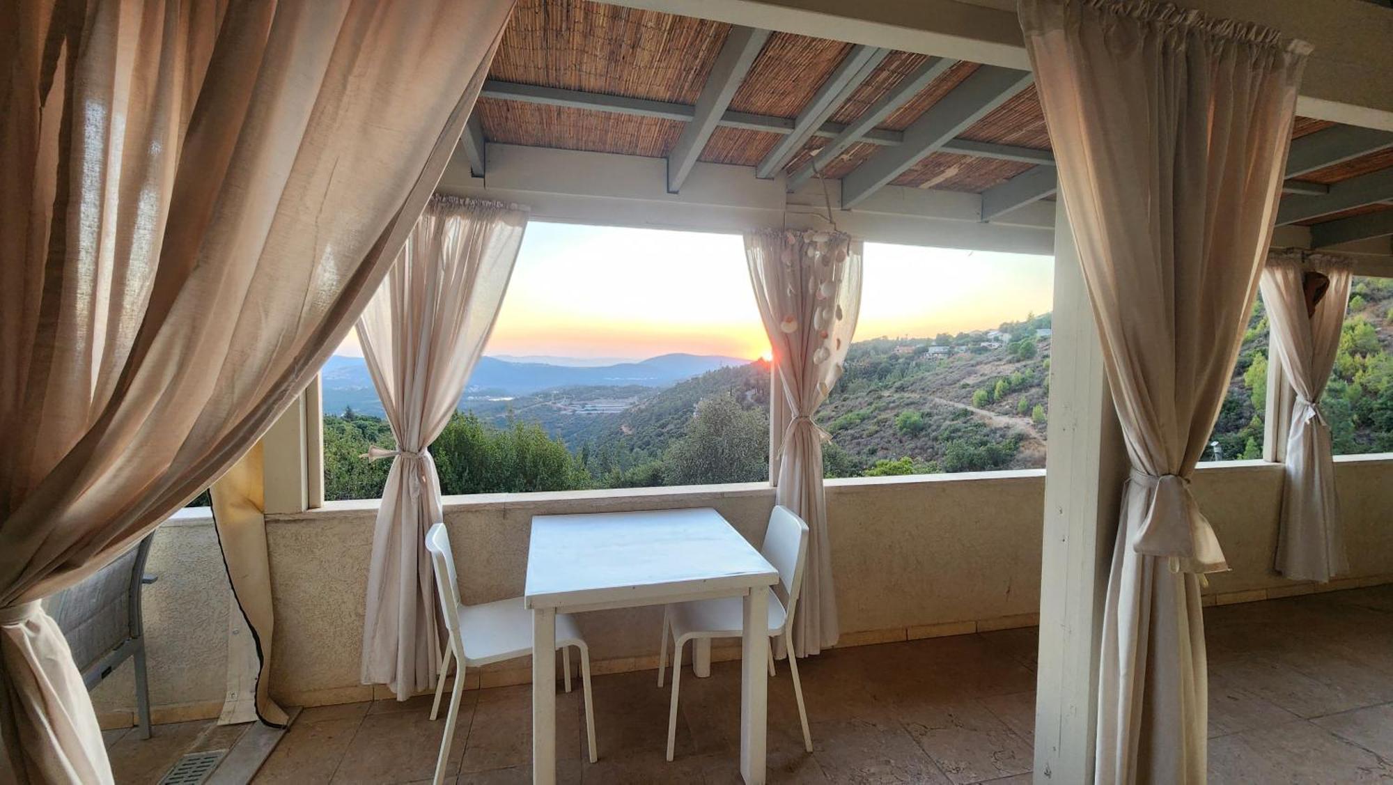 Dream Time Villa Амирим Екстериор снимка